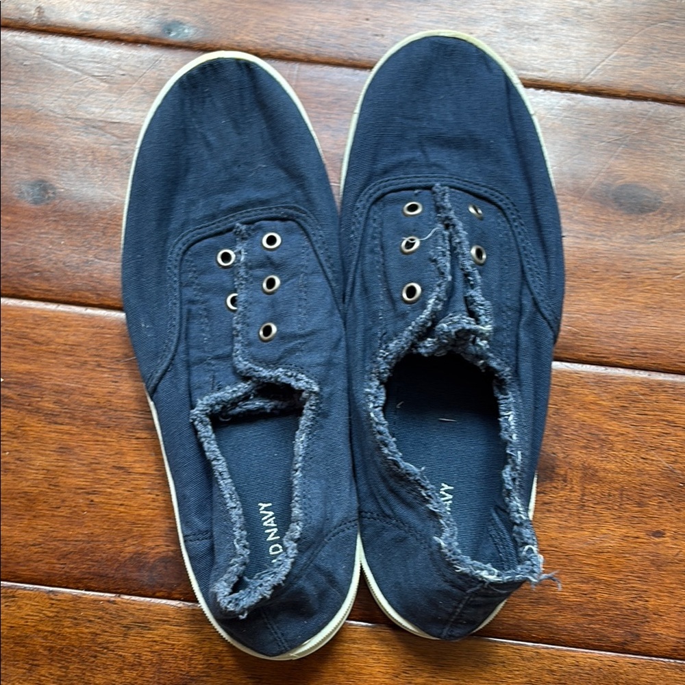 Women’s Canvas Shoes - Blue, Navy, Green, White - Picture 6 of 15